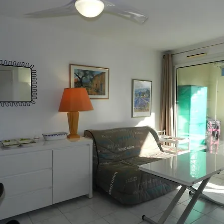 Appartamento Le Lavandou, 2 Pieces, 4 Personnes - Fr-1-251-647 Le Lavandou